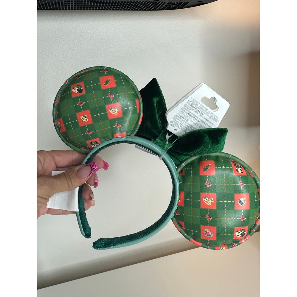 Disney Parks Disney EPCOT World Showcase Germany Frohe
Weihnachten Ears Headband - Picture 2 of 5